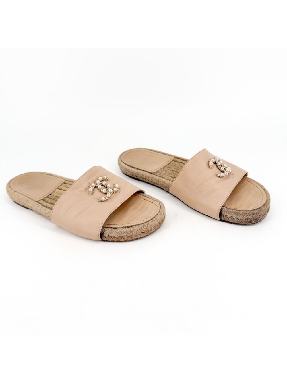 Chanel CC Pearl Espadrille Slide Sandals Beige Size 39 US 8-8.5 Flat Crystal